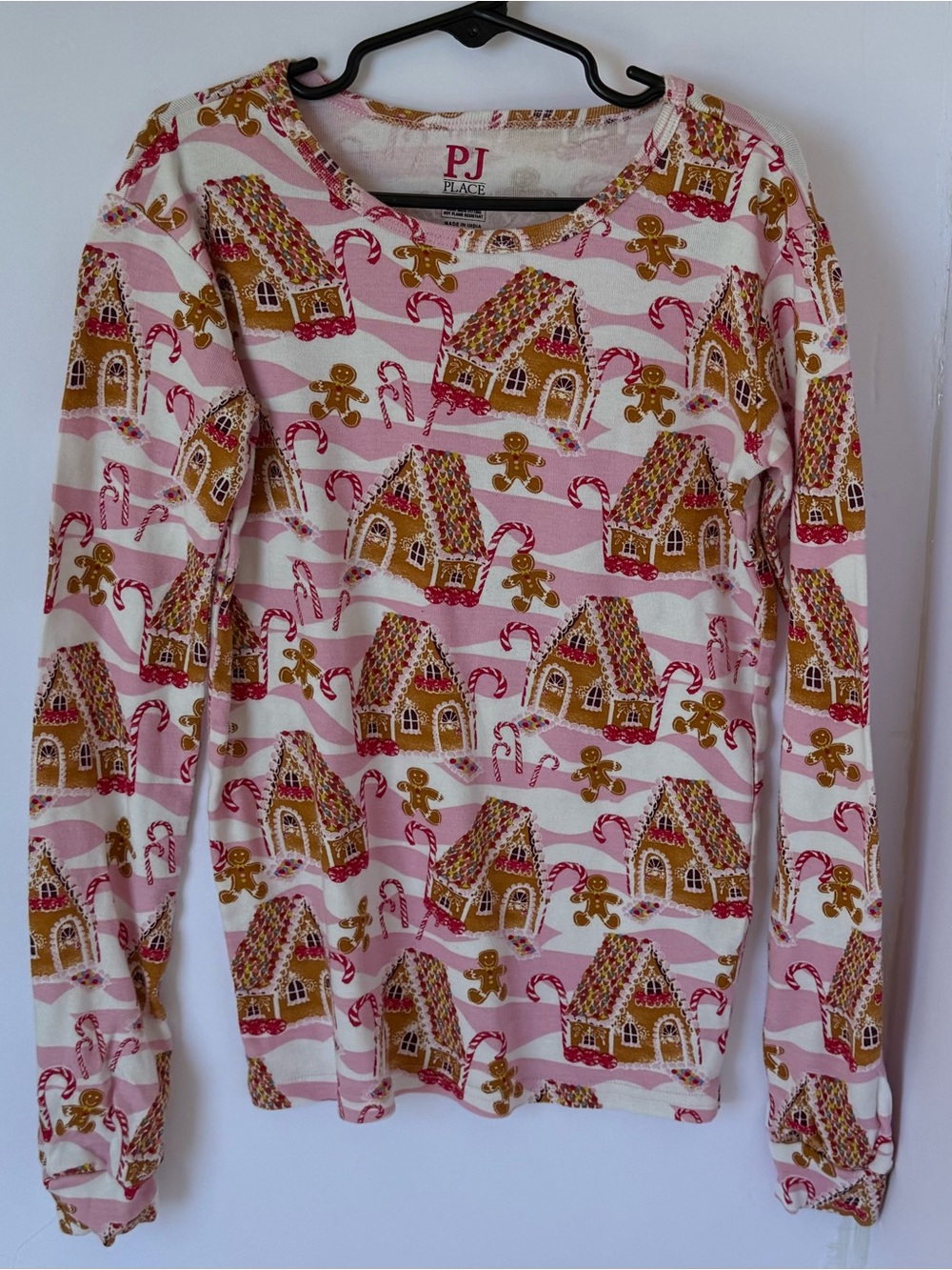 Place Pink and Cream Gingerbread House matching Pj set